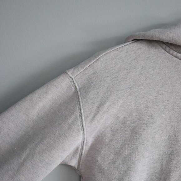 GAP x Disney Kids Sz M Grey Fleece Graphic Front Pocket Pullover Stretch Hoodie - Picture 3 of 13